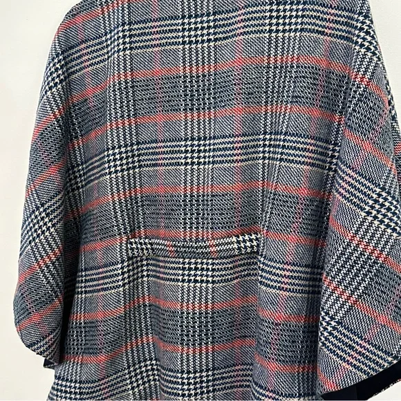 Andersen & Lauth plaid poncho - Picture 2 of 5